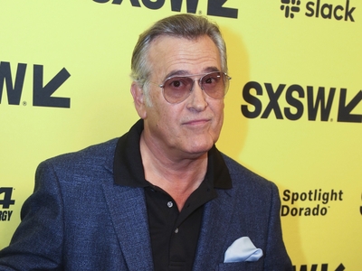 Actorul Bruce Campbell, diagnosticat cu o formă incurabilă de cancer. Medicii estimează că mai are cinci ani de viață: „Am decis să trăiesc cu boala”