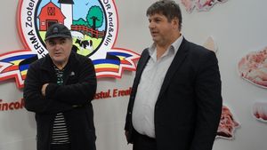 Am aflat ce face Florin Calinescu cand nu e Tanti Florica si e imbracat in "civil"!