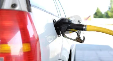 Cât costă litrul de motorină în Bulgaria? Românii trec granița ca să alimenteze