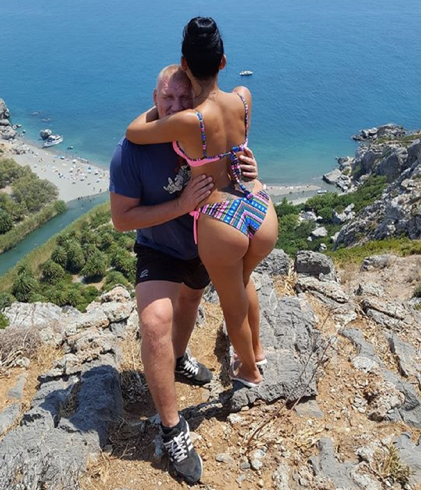 Război total între Magda şi Tolea Ciumac. “Gunoaiele aşteaptă…”