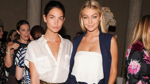 Gigi Hadid si Lily Aldridge, stralucitoare la petrecerea Sport Illustrated