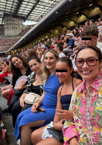 Imagini speciale din vacanța familiei Măruță. După Spania, s-au ”mutat” în Italia