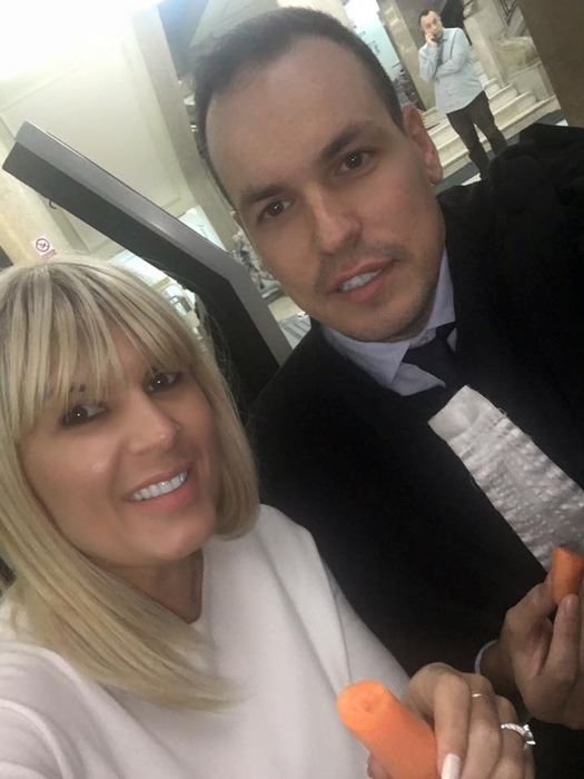 Lasă politica pentru lumea filmului?! Elena Udrea, ofertată ca să apară într-un serial