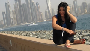 Corina Caragea si-a sarbatorit ziua de nastere pe plaja in Dubai!