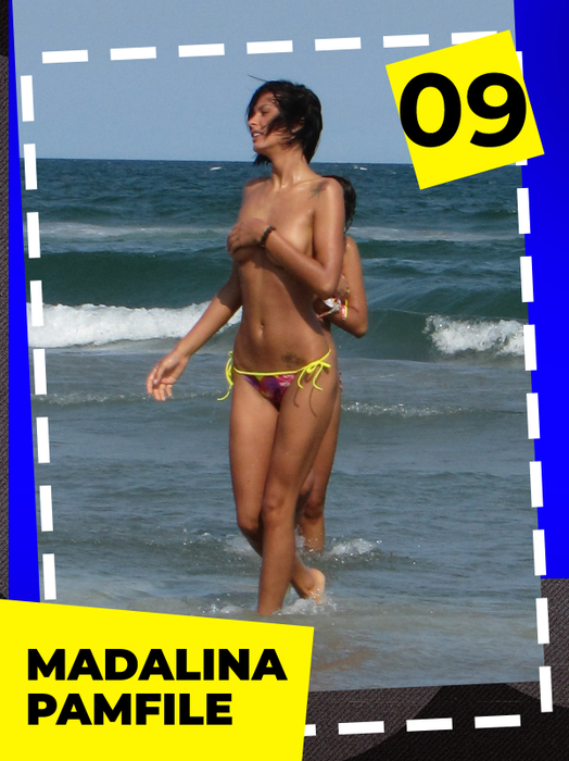 TOP 40 vedete surprinse în cele mai indecente poziţii! Antonia, Roxana Ionescu sau Delia şi-au mângâiat nurii şi… au făcut show total pe litoral!