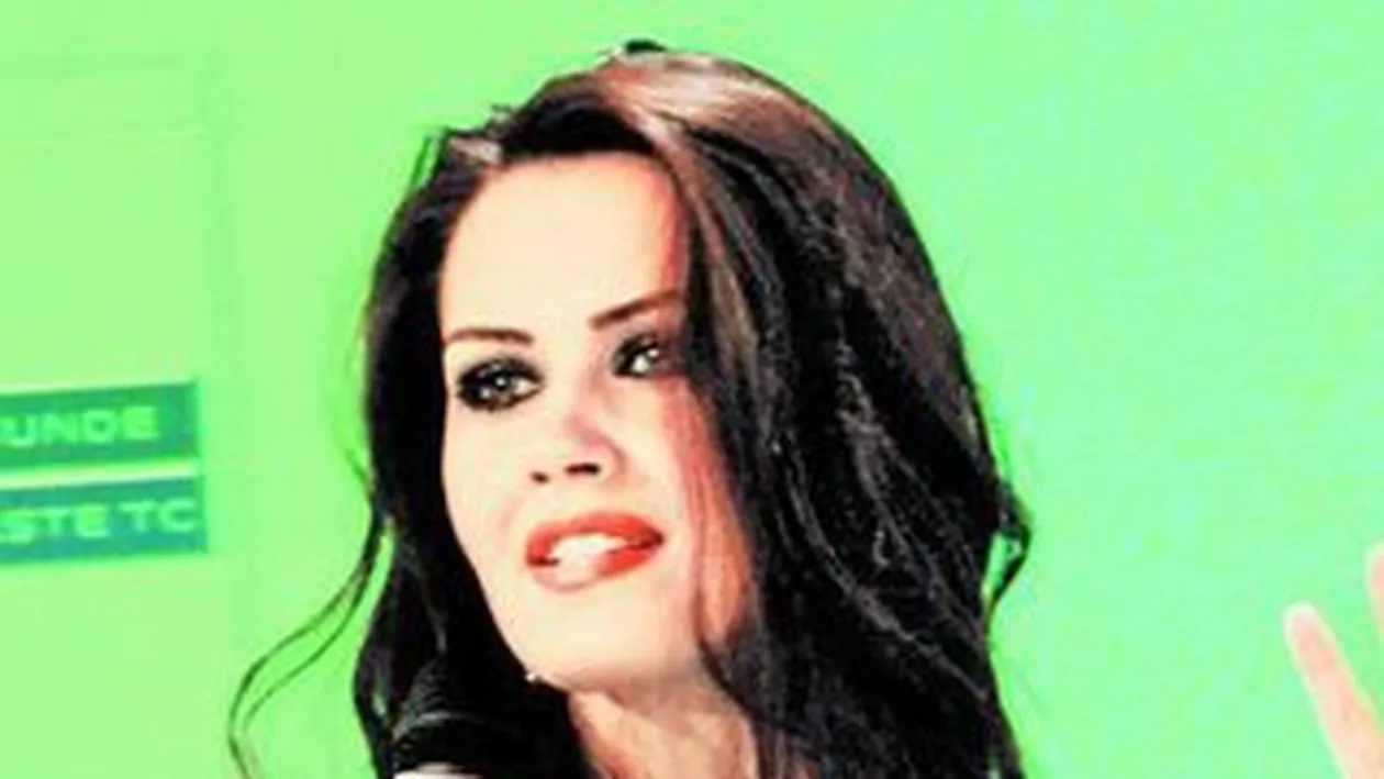 VIDEO Zavo, intalnire de gradul 0 cu Huidu, la semafor: I-am fluturat 5 degete, cati ani de puscarie ii urez!