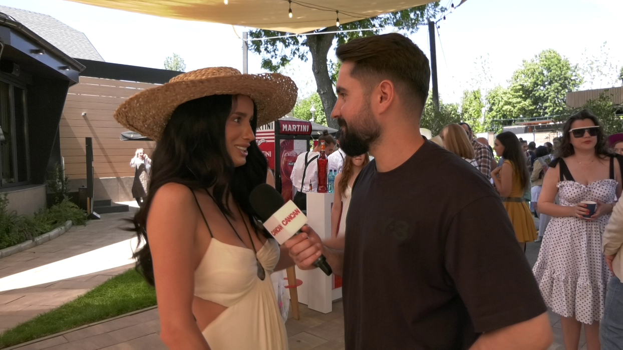 Sexy-influencerița Ioana Grama e revoltată, iar iubitul… tremură. I-a dat ultimatum: ”Unde-s bărbații?!”