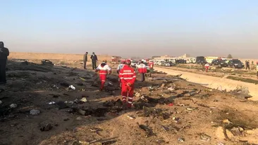 Imagini terifiante de la locul prăbușirii avionului Boeing 737! A fost filmat momentul impactului! 180 de pasageri au murit. VIDEO