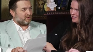 Fiica lui Adrian Păunescu este revoltată de români: „Mulți ori iau în râs, ori nu înțeleg”. Dezvăluiri la „Altceva”, cu Adrian Artene