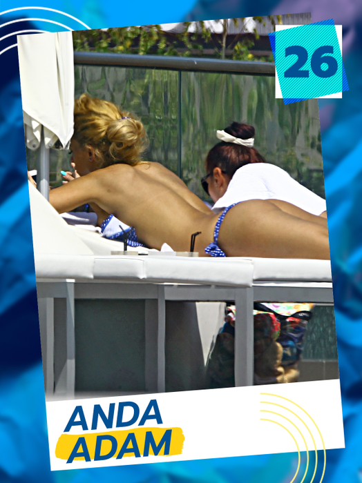TOP sexy-vedete contorsioniste! Daniela Crudu, Bianca Drăgușanu sau Ramona Olaru au făcut ravagii pe litoral