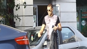 Stefan Nikolici a plecat in mare graba de la restaurant ca sa faca rost de bani. Afla unde s-a dus fotbalistul Stelei
