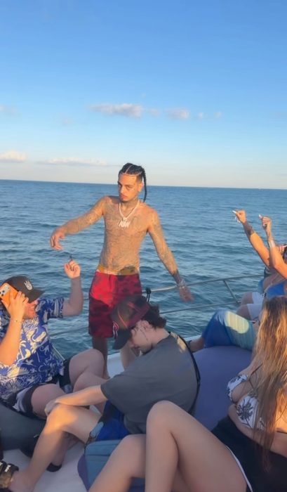 Selly, party nebun la Costinești. Cristina Pucean și Albert NBN, printre invitați