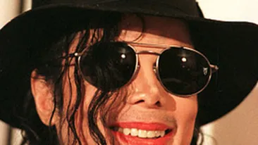 O fotografie cu Michael Jackson faraon a fost vanduta cu 26.000 de euro