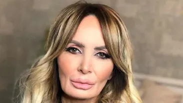 Daniela Gyorfi, nu te mai recunoaștem! Spui că nu te-ai operat, dar imaginile te dau în fapt