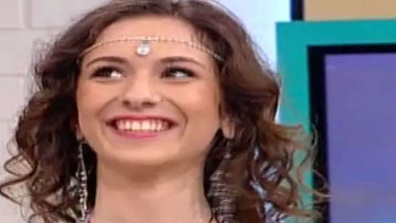 Scene deocheate in platoul unei emisiuni, la primele ore ale diminetii! Baga-ti... E mama in spate!