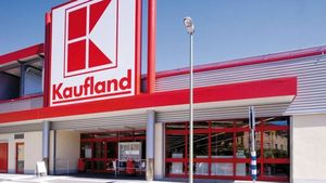 Românii care au card Kaufland au primit marea veste. Ce beneficiu neașteptat au clienții fideli ai lanțului de supermarketuri