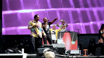 (P) Două legende ale anilor ’90 se întâlnesc pe aceeași scenă la București. Dr. Alban, invitat special în concertul Haddaway din 18 aprilie, de la București