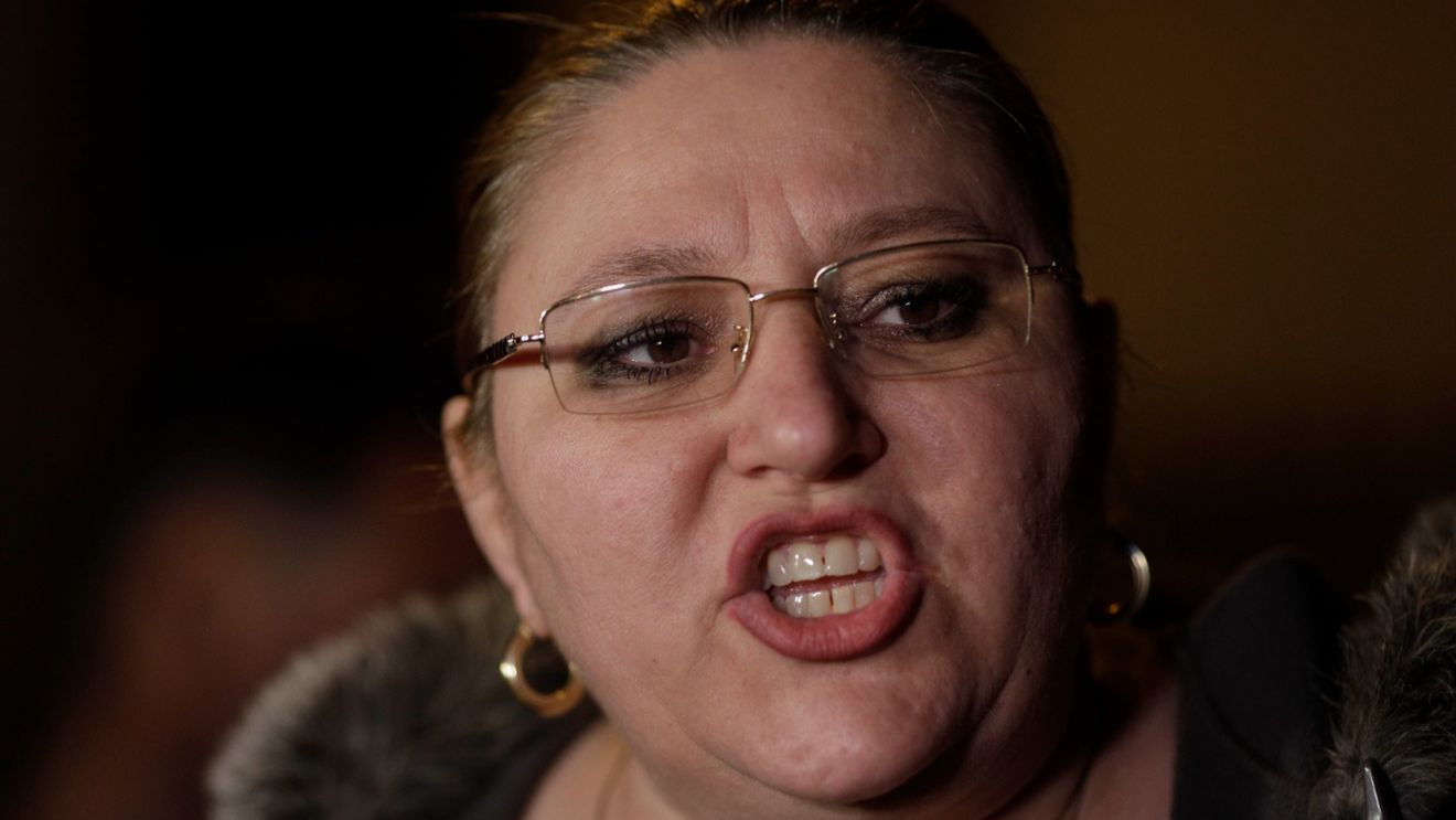 Reacția Dianei Șoșoacă, după ce procurorii au amenințat-o că o aduc cu mandat: ”Eu muncesc”