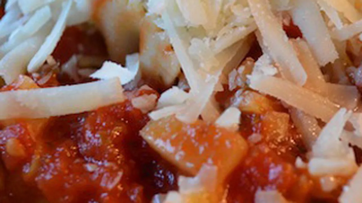 Laura Cosoi s-a facut femeie de casa! Uite ce surpriza le-a pregatit fanilor