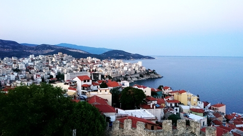 Un bărbat din Bucureşti a lovit cu maşina o fetiţă în Grecia, Thassos. De necrezut ce i-a făcut tatălui