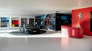 Noul Ferrari Amalfi, prezentat în România odată cu deschiderea Ferrari of Bucharest