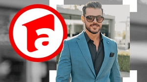 Victor Slav şi-a negociat revenirea la ProTV, dar a fost refuzat! Rămas fără contract s-a întors la Antena 1 şi e pregătit de show! SURPRIZĂ totală: o altă vedetă i s-a alăturat
