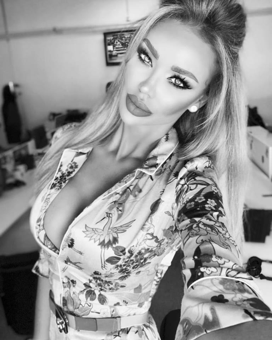 Victor Slav, mesaj pentru Bianca Drăgușanu după ce s-a pozat complet dezbrăcată?