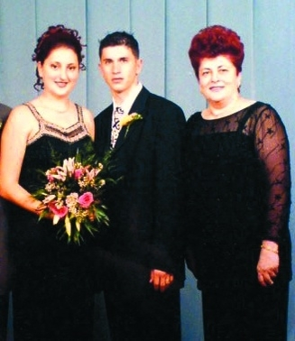 Claudiu Răducanu nu-şi imagina când s-a căsătorit cu Alice că va ajunge la sapă de lemn