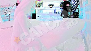 Turistii englezi au dat navala de Craciun la Ice Hotel! La Balea canta o pianista de gheata!