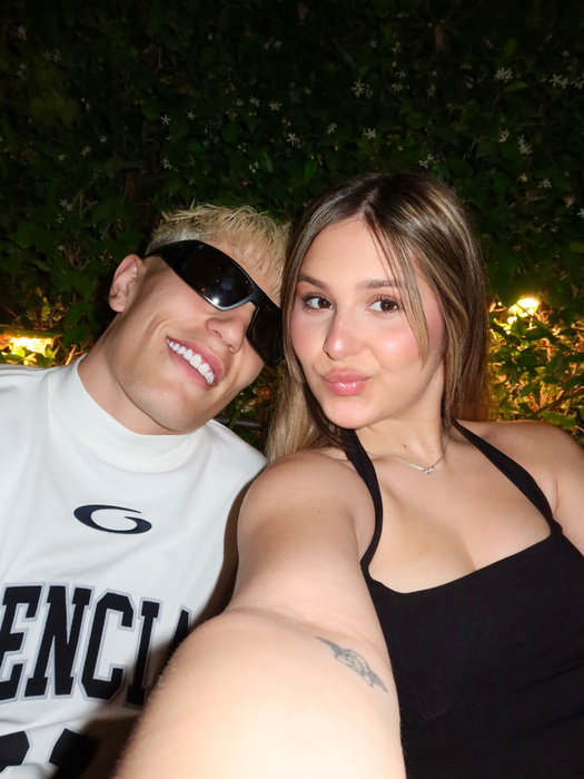Femeia din spatele noului star de la Chelsea: cine este Eva García, iubita lui Alejandro Garnacho, influenceriță, mamă și antreprenoare
