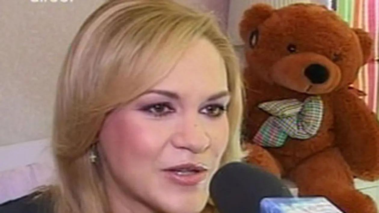 VIDEO Gabi Firea, a doua zi de la nasterea lui David Petru: Daca as mai avea 20 si ceva de ani, as mai face 2-3 copilasi