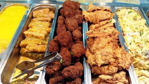 Locul din România unde poți mânca două feluri de mâncare cu doar 7 lei. Ce conține meniul, de fapt