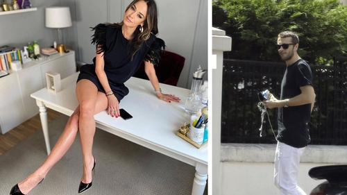 Andreea Raicu, fotografiată când a ieșit din casa lui Matei Stratan. Fosta prezentatoare avea zâmbetul pe buze, iar milionarul a condus-o până la poarta vilei