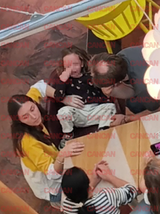 Diana Videanu și soțul, învinși de o ieșire aparent banală. Au scos copiii la mall cu două bone și tot nu a fost suficient