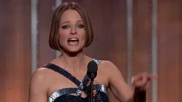Jodie Foster, discurs foarte emoţionant la Globurile de Aur 2013. A recunoscut public că are o altă orientare sexuală!