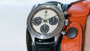 Un Rolex de circa 15.000 de dolari a ajuns să fie vândut cu aproape 18 milioane de dolari! Care e explicaţia
