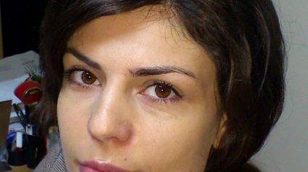 Mama din Craiova care şi-a ucis copilul în somn, lăsată în libertate din greşeală
