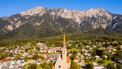 Destinația subestimată din Europa care pare desprinsă dintr-un basm, dar este aproape necunoscută turiștilor: sate de poveste și castele medievale