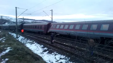 Mărturii de groază din trenul deraiat! Coșmarul prin care au trecut pasagerii VIDEO