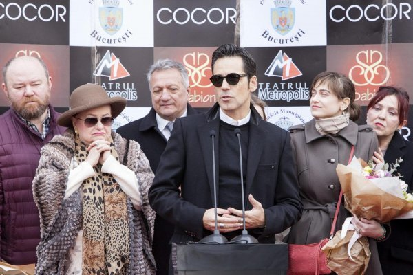 Ştefan Bănică Jr. a venit să-şi ia adio de la Stela Popescu! S-a apropiat de sicriu, a început să plângă, iar ce a urmat e cutremurător!
