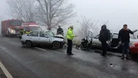 Accident în lanț pe DN 52, între Alexandria și Furculești. Trei mașini s-au făcut praf, doi oameni au fost răniți