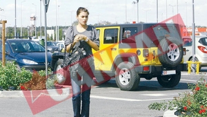 Fabulosul Costelus i-a luat iubitei un jeep de 35.000 euro