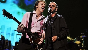 Ipoteza care aruncă în aer întreaga lume muzicală! Ringo Starr ar fi declarat că Paul McCartney a murit în 1966 şi a fost înlocuit în trupa Beatles!