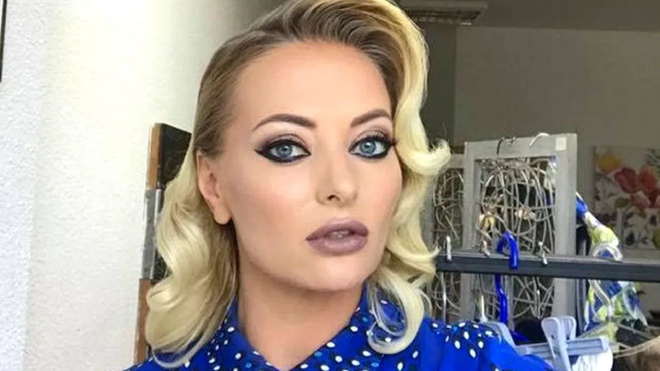 Cum se înțelege Delia cu sora sa, Oana Matache, după scandalul cu Radu Siffredi. Ce a spus artista în mediul online