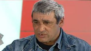 Mesajul emotionant al lui Marian Nicolita pentru fiul sau: "Banele, te rog sa ma ajuti sa-mi iau si eu o coliba in sat"