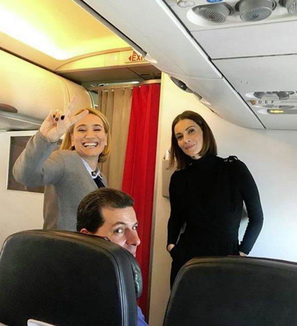 Andreea Berecleanu a fost sunată de Andreea Esca imediat după ce a anunțat că a plecat de la Antena 1! Fosta prezentatoare a rupt tăcerea