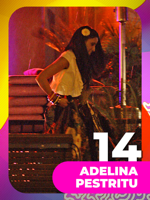 TOP 30 fete-sexy chiar şi atunci când afară plouă. Monica Gabor, Anna Lesko şi Bianca Drăguşanu s-au udat… la propriu!