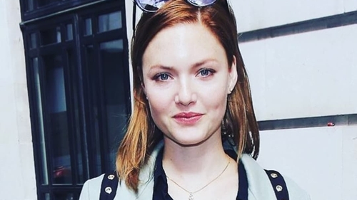 Vești mari din showbiz-ul internațional! Actrița Holliday Grainger a devenit mămică de gemeni