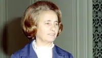 Elena Ceausescu se comporta ca un ultras la meciurile dintre Dinamo si Steaua! Cum i-a dat Gheorghiu Dej interdictie pe stadion!