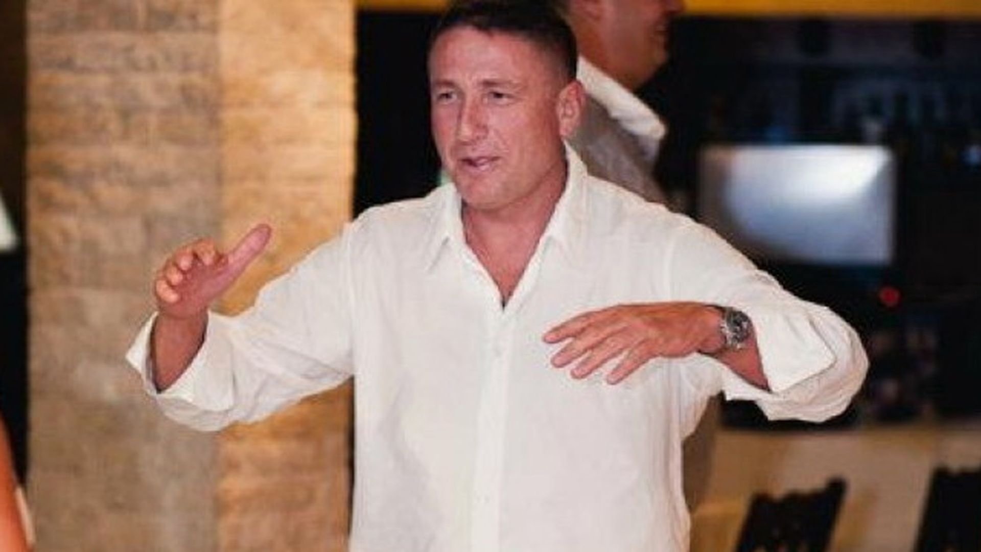 Păţania unui bărbat celebru din România la “fetiţe”! “M-ai nenorocit, pleacă acasă!”